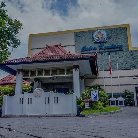 Cakra Kembang Hotel Kejayan Exteriér fotografie