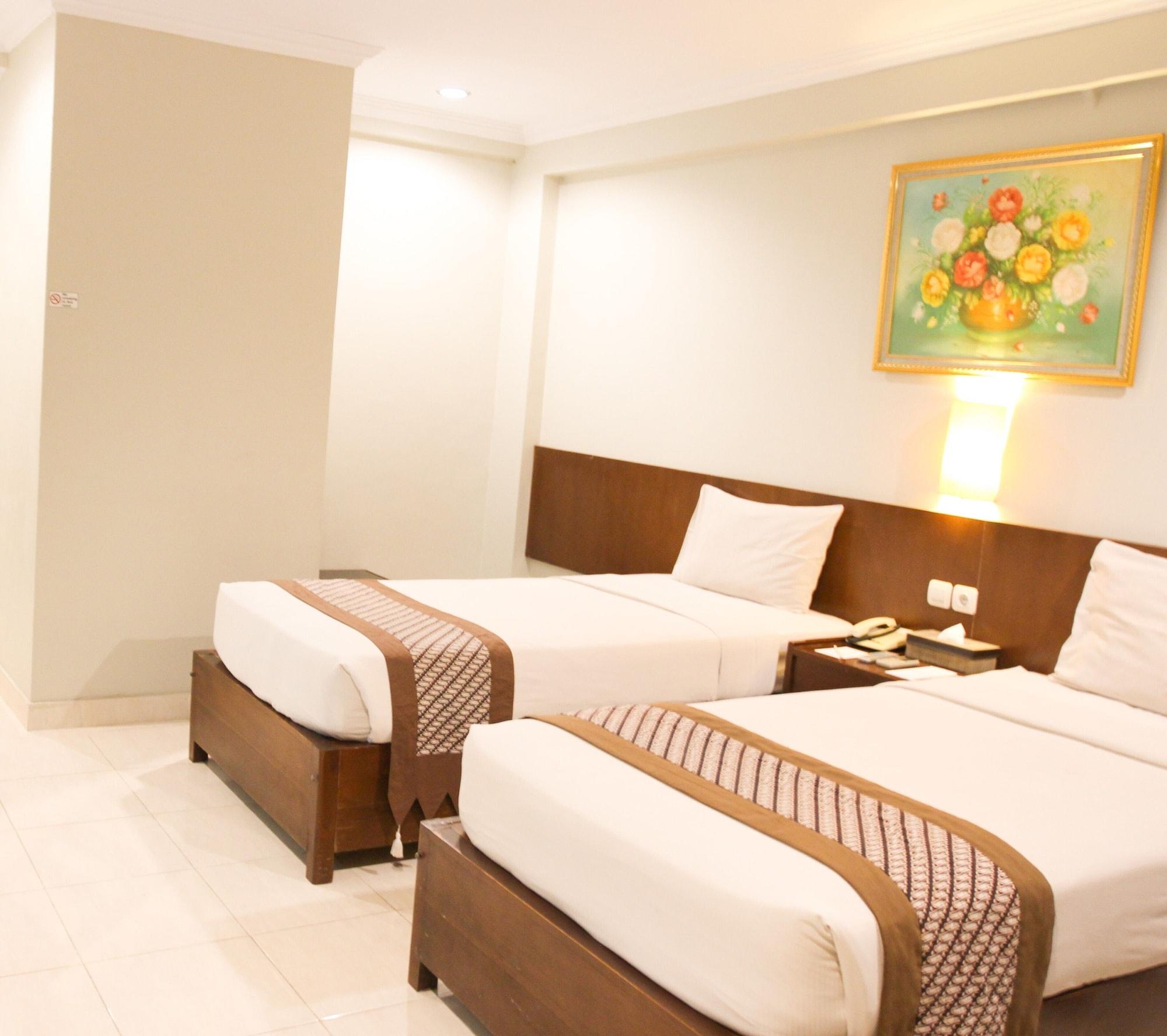 Cakra Kembang Hotel Kejayan Exteriér fotografie