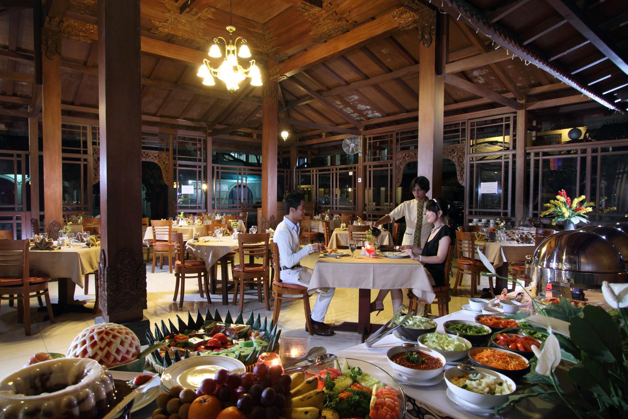 Cakra Kembang Hotel Kejayan Exteriér fotografie