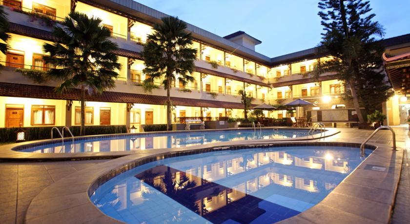Cakra Kembang Hotel Kejayan Exteriér fotografie