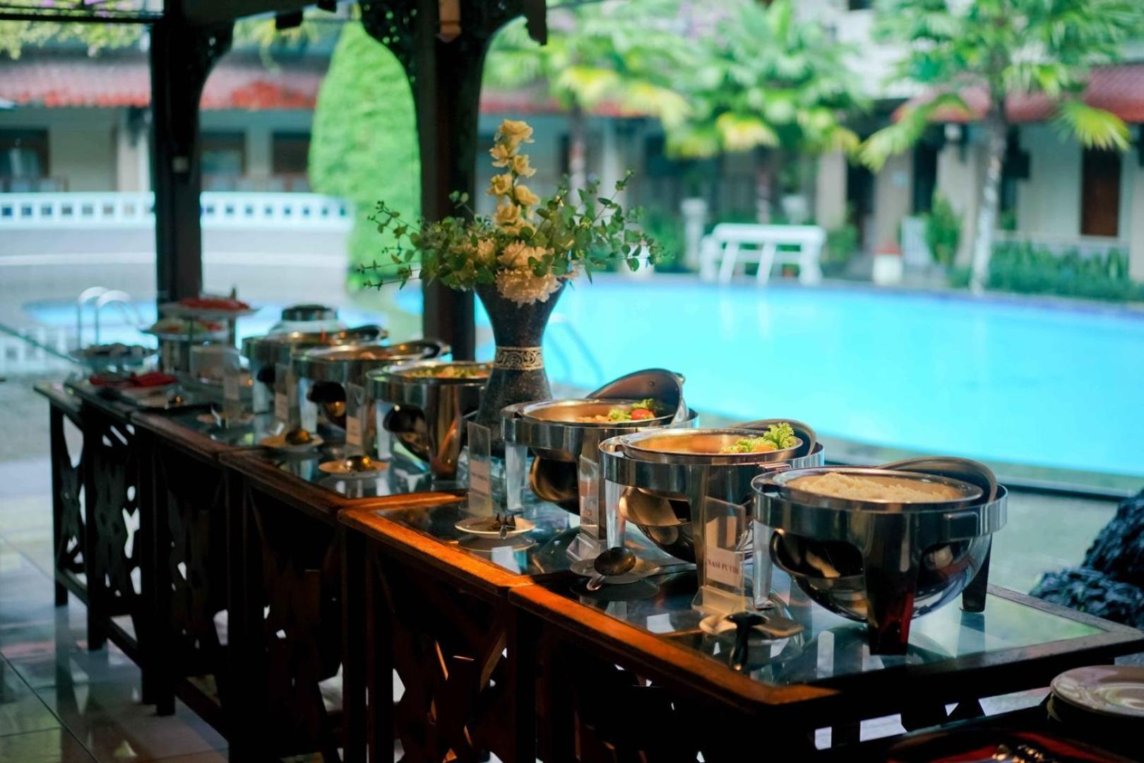 Cakra Kembang Hotel Kejayan Exteriér fotografie