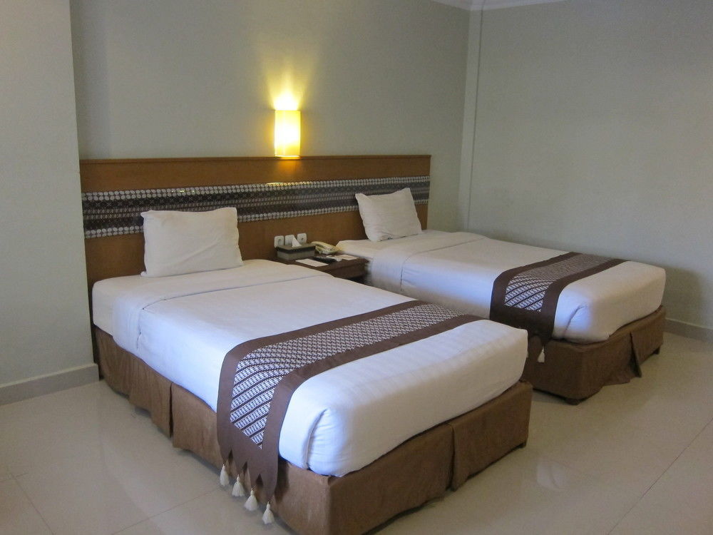 Cakra Kembang Hotel Kejayan Exteriér fotografie