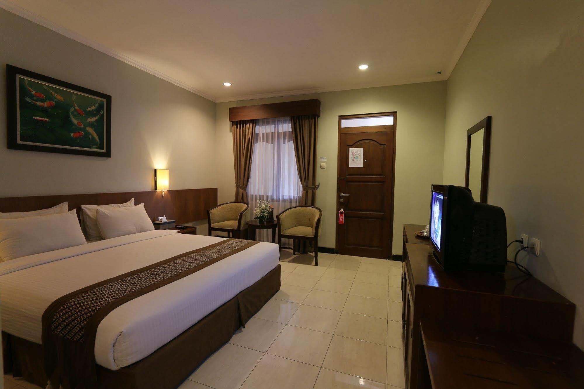 Cakra Kembang Hotel Kejayan Exteriér fotografie